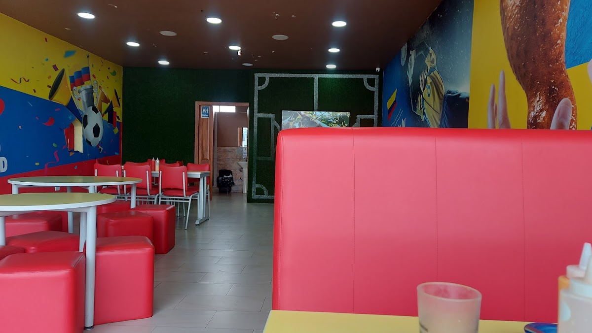 Los Pollos De La Tri Riobamba Photos 2